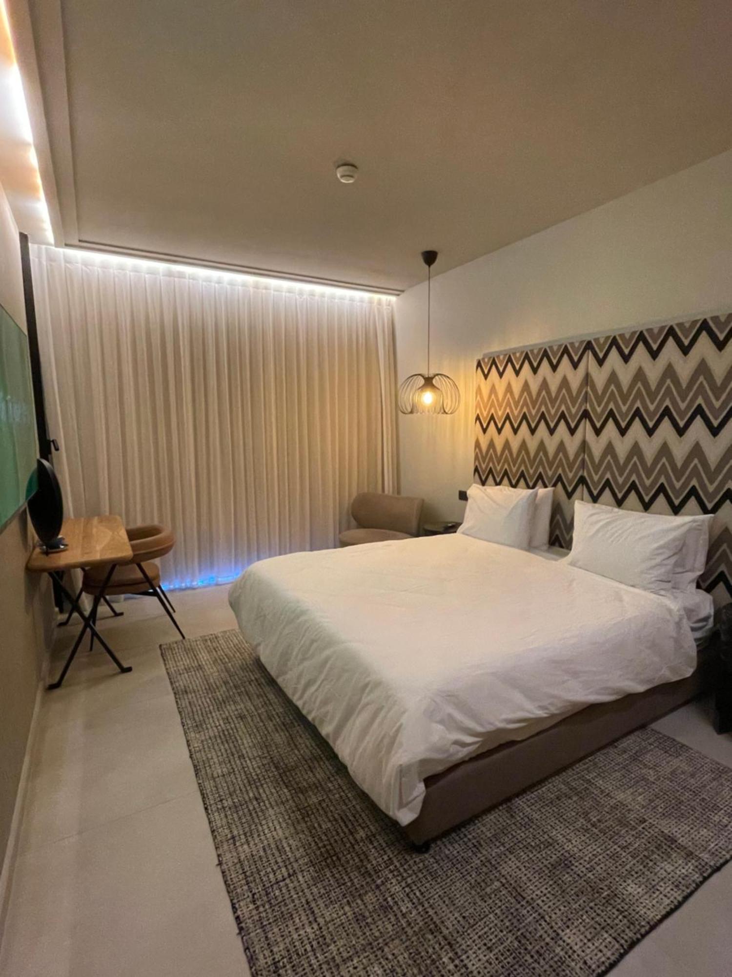 Suite On The Beach Хайфа Екстер'єр фото