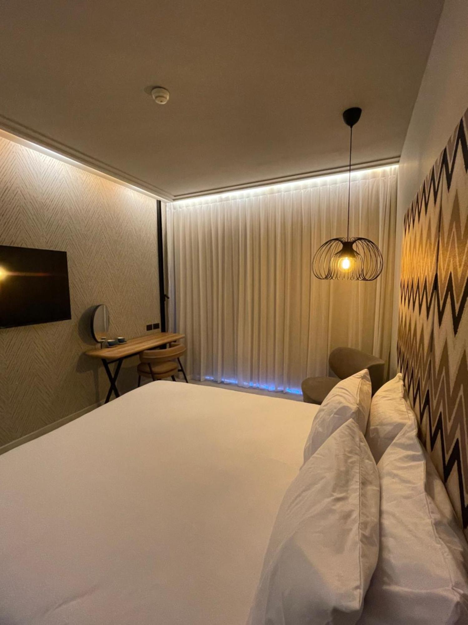 Suite On The Beach Хайфа Екстер'єр фото